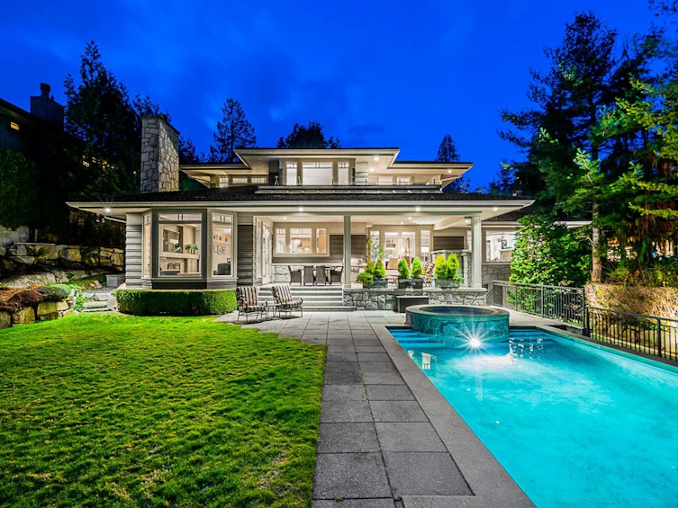 4675 Clovelly Walk, West Vancouver, BC, V7W 1H3