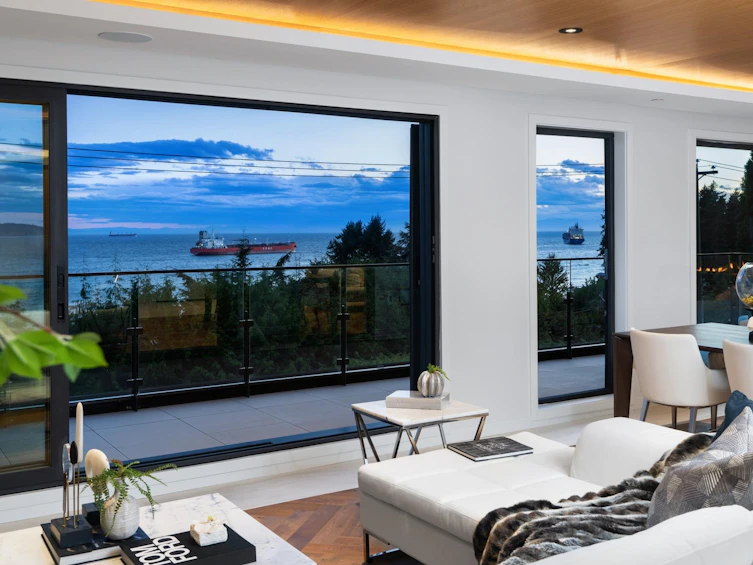 3325 Marine Drive, West Vancouver, BC, V7V 1M8 - 10