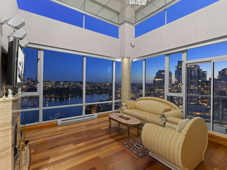 2802-1067 Marinaside Crescent, Vancouver, BC, V6Z 3A4 - 3