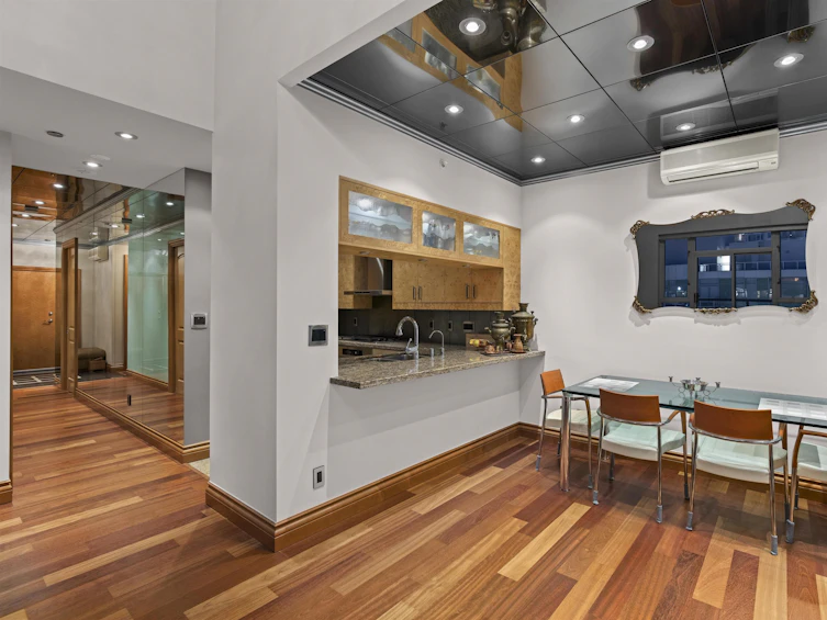 2802-1067 Marinaside Crescent, Vancouver, BC, V6Z 3A4 - 7