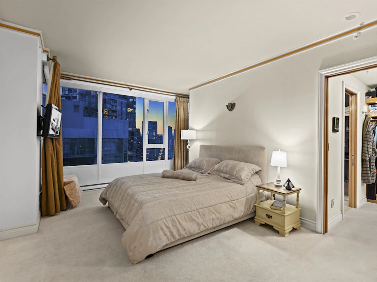 2802-1067 Marinaside Crescent, Vancouver, BC, V6Z 3A4 - 12