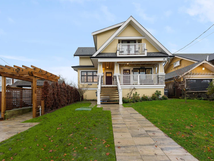1672 E 15th Avenue, Vancouver, BC, V5N 2G1