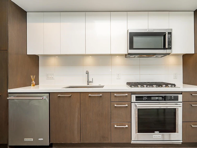 216-384 East 1st Avenue, Vancouver, BC, V5T 0G5 - 5