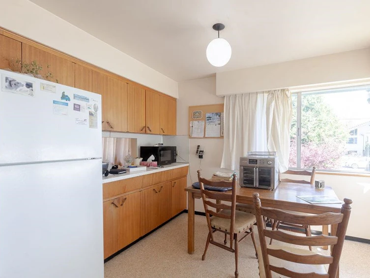 892 Macintosh Street, Coquitlam, BC, V3J 4Z2 - 12