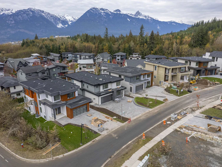 34-3385 Mamquam Road, Squamish, BC, V8B 0E3 - 23