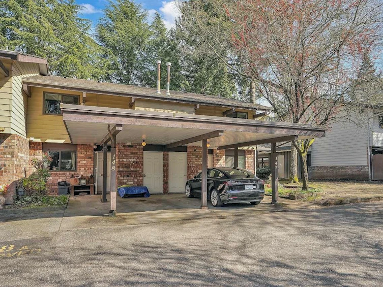 147-7474 138, Surrey, BC, V3W 6G4 - 2