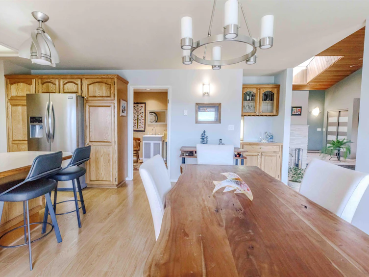 4708 Hotel Lake Crescent, Pender Harbour Egmont, BC, V0N 1S1 - 8