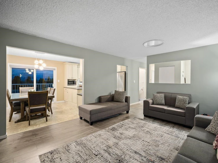 34929 High Drive, Abbotsford, BC, V2S 2X7 - 5
