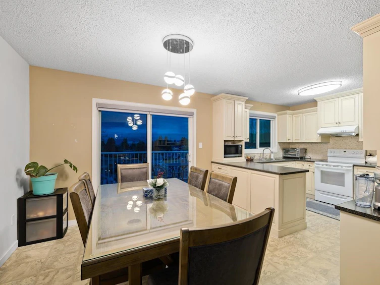 34929 High Drive, Abbotsford, BC, V2S 2X7 - 8