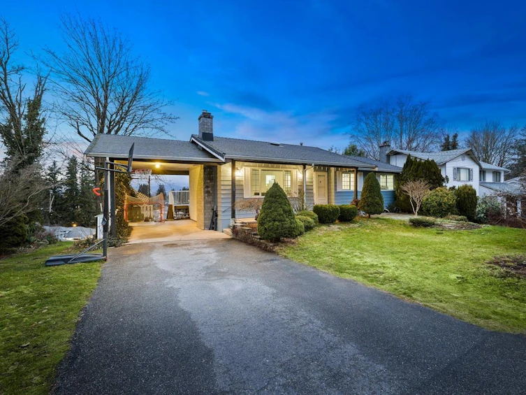 34929 High Drive, Abbotsford, BC, V2S 2X7 - 32