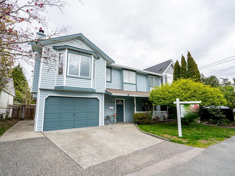 22945 117th Avenue, Maple Ridge BC V2X 2K3