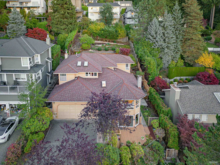 4200 Starlight Way, North Vancouver, BC, V7N 4L5