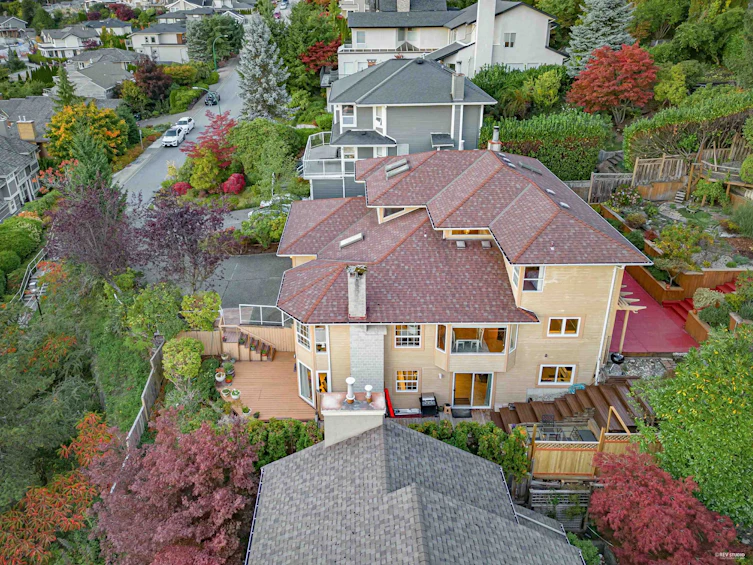 4200 Starlight Way, North Vancouver, BC, V7N 4L5 - 2