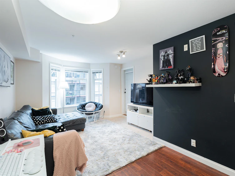 344-5660 201a, Langley, BC, V3A 0B4 - 3