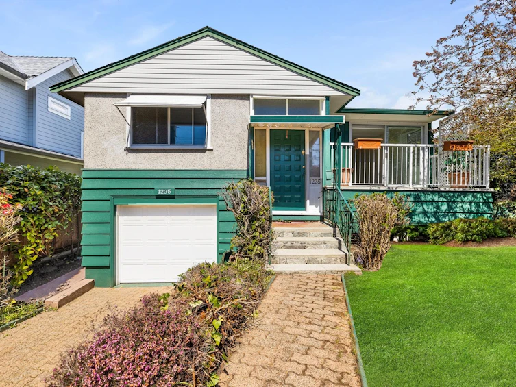 1235 Jefferson Avenue, West Vancouver, BC, V7T 2A9