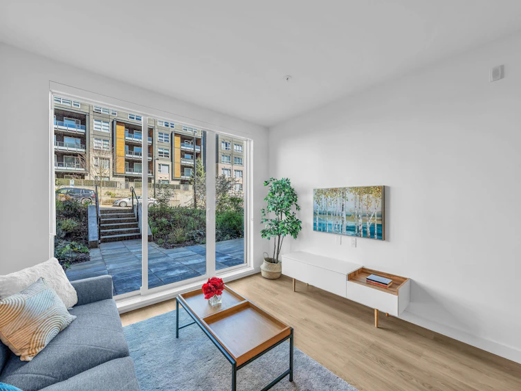 215-9888 University Crescent, Burnaby, BC, V5A 0G4 - 11