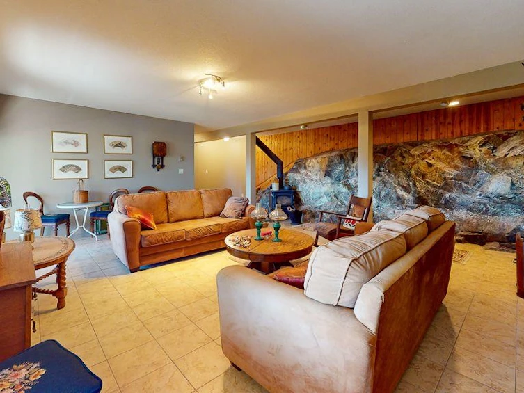 7301 Redrooffs Road, Halfmoon Bay, BC, V7Z 0T3 - 10