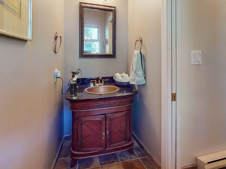 7301 Redrooffs Road, Halfmoon Bay, BC, V7Z 0T3 - 17