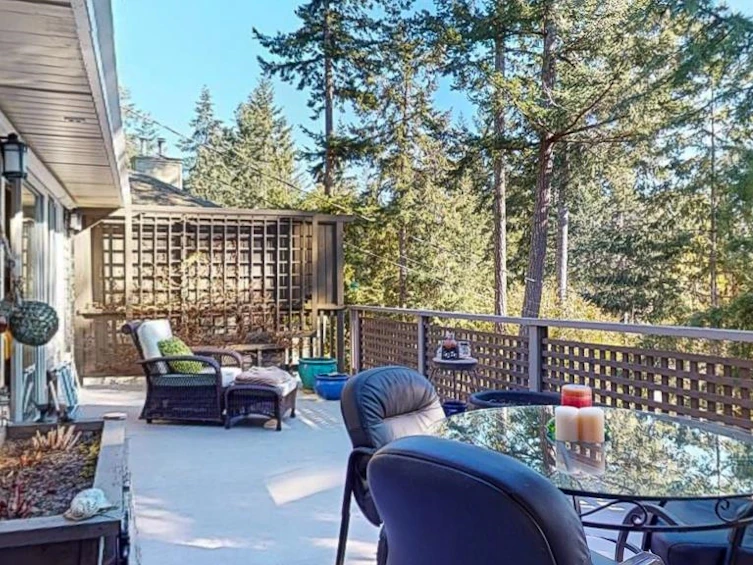 7301 Redrooffs Road, Halfmoon Bay, BC, V7Z 0T3 - 18