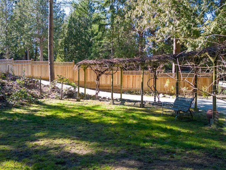 7301 Redrooffs Road, Halfmoon Bay, BC, V7Z 0T3 - 34