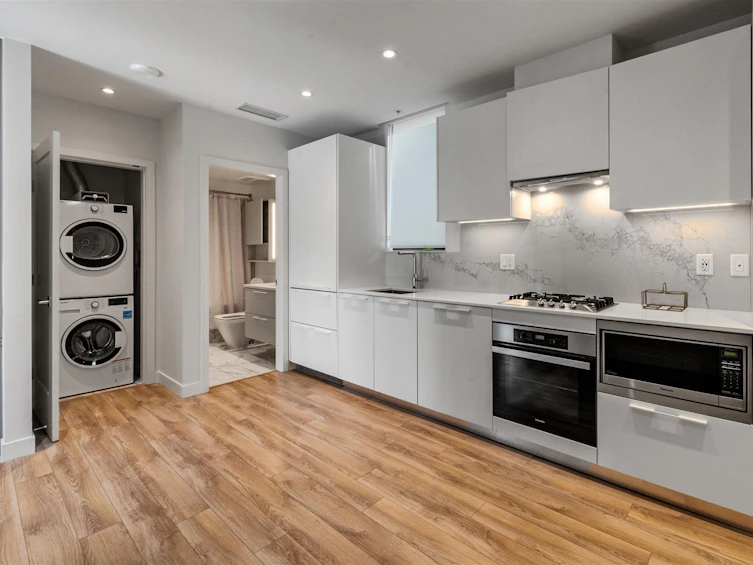 4983 Imperial Street, Burnaby, BC, V5H 0J8 - 4