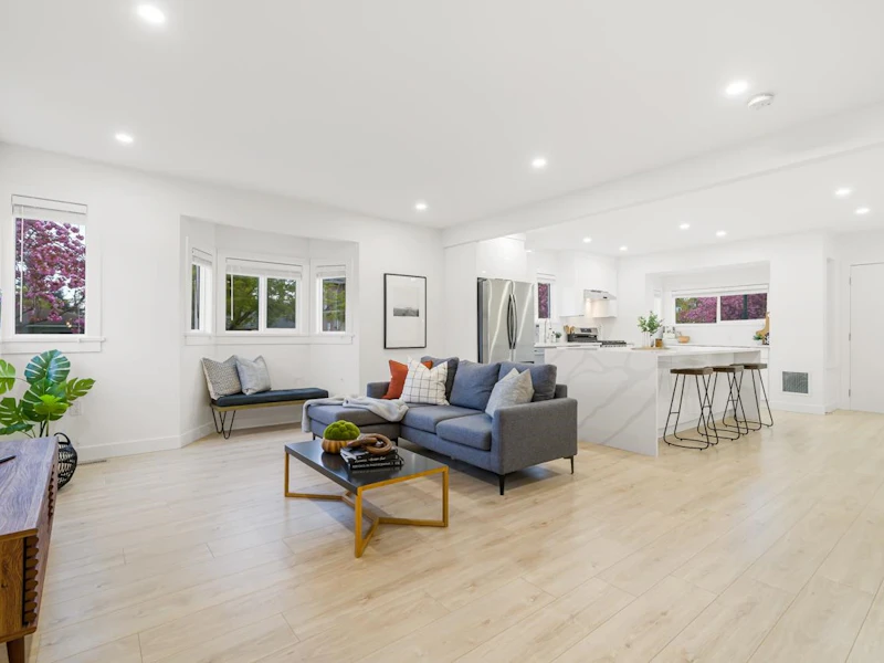 4997 Moss Street, Vancouver BC V5R 3T5