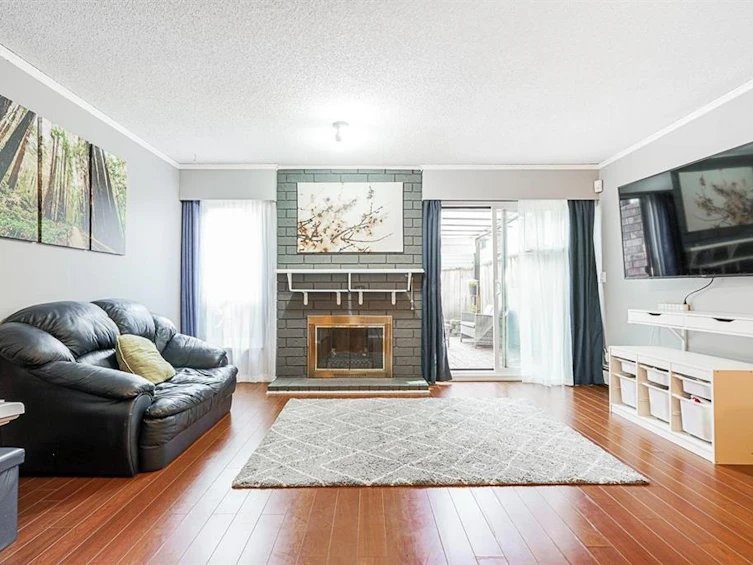 235-7447 140 Street, Surrey, BC, V3W 6G5 - 9