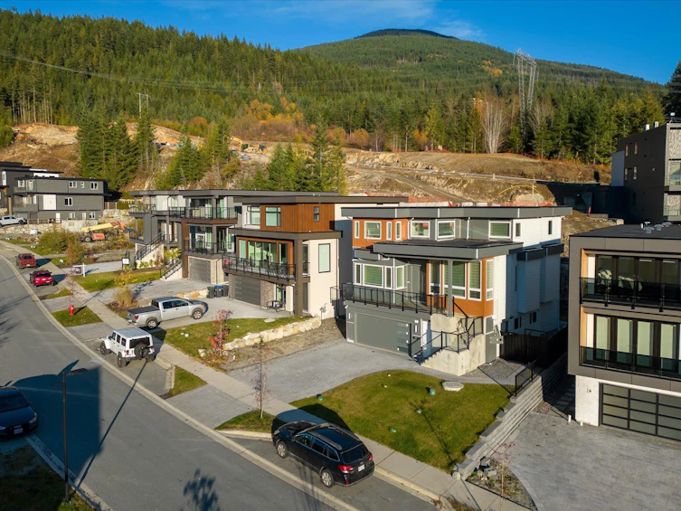 10-3385 Mamquam Road, Squamish, BC, V8B 0E3 - 38