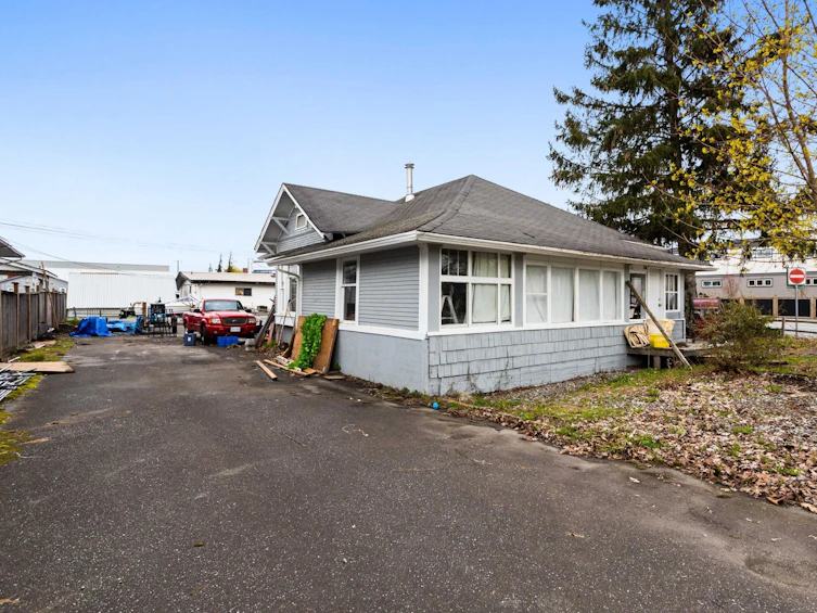 34595 2 Avenue, Abbotsford, BC, V2S 8B7 - 3