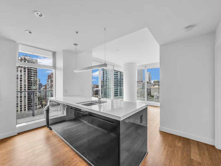 2201-777 Richards Street, Vancouver, BC, V6B 0M6 - 2