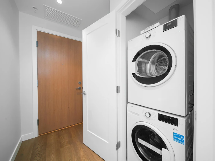 811-5608 Berton Avenue, Vancouver, BC, V6S 0M6 - 13