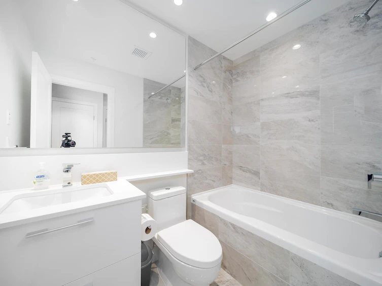 811-5608 Berton Avenue, Vancouver, BC, V6S 0M6 - 14