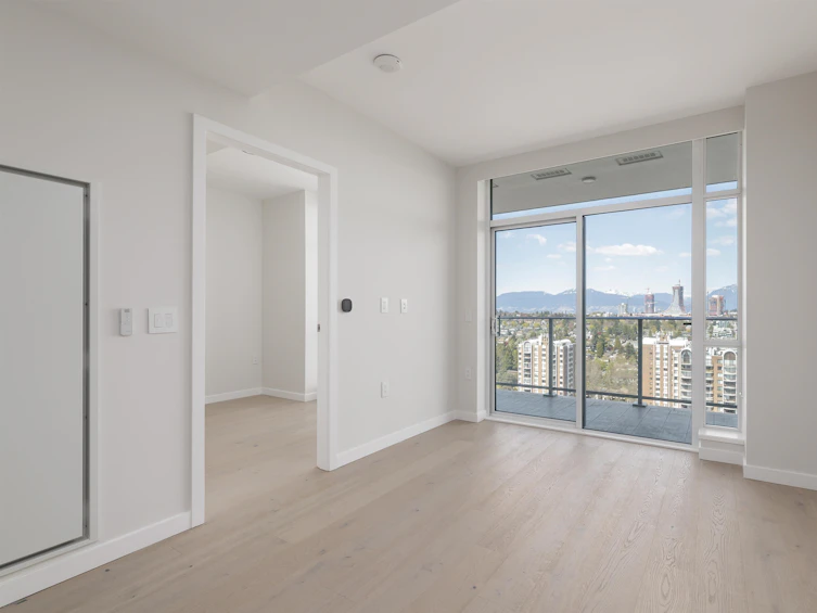 2401-7433 Cambie Street, Vancouver, BC, V6P 0J8 - 3