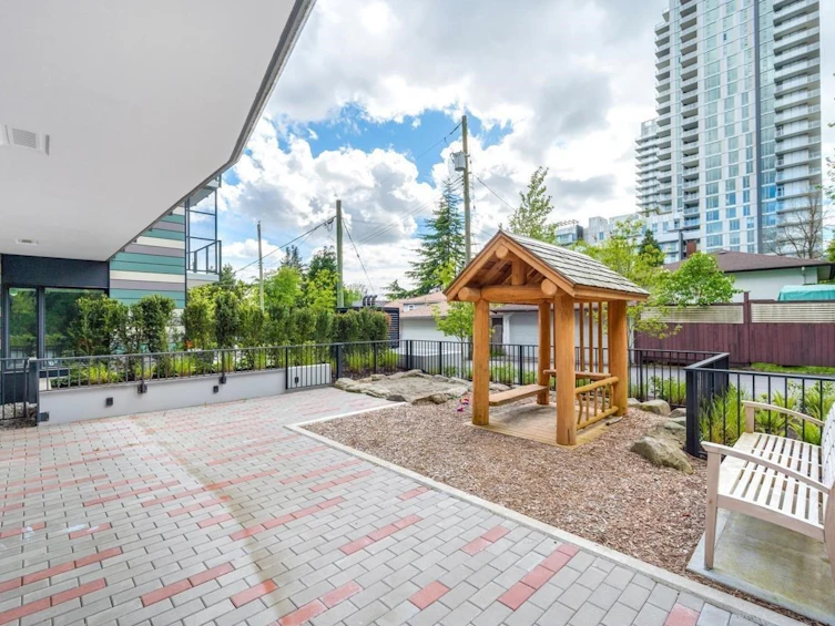 102-488 W 58th Avenue, Vancouver, BC, V5X 1V5 - 22