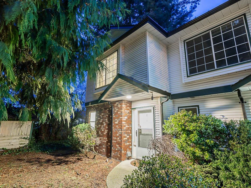 6 - 9437 Hazel Street, Chilliwack BC V2P 5M9