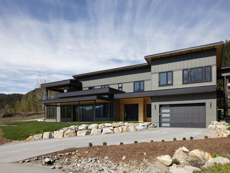1608 Sisqa Peak Drive, Pemberton, BC, V0N 2L1