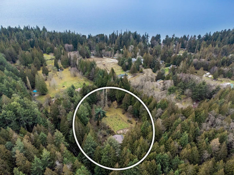 833 Byng Road, Roberts Creek, BC, V0N 2W6