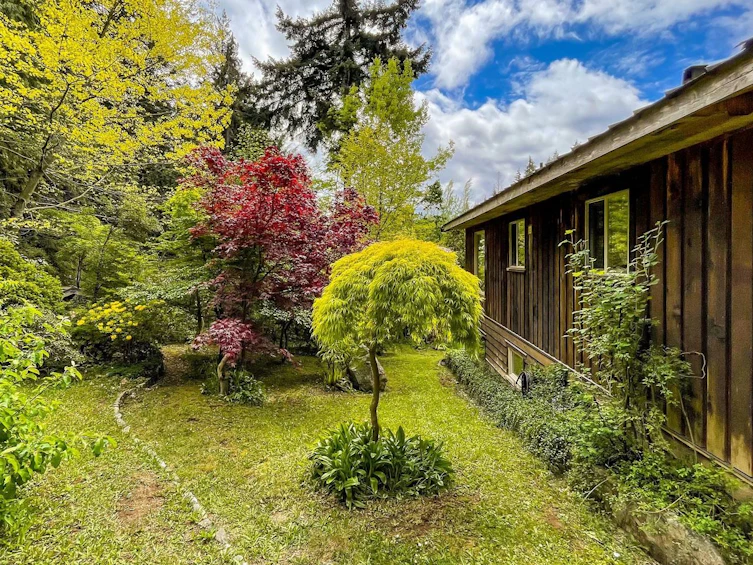 833 Byng Road, Roberts Creek, BC, V0N 2W6 - 30