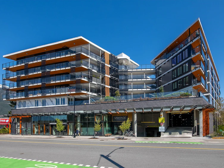 503-1365 Pemberton Avenue, Squamish, BC, V8B 1B7