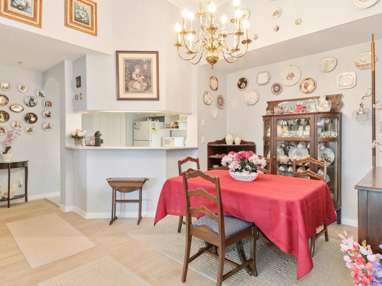 318-19528 Fraser Highway, Surrey, BC, V3S 8P4 - 6