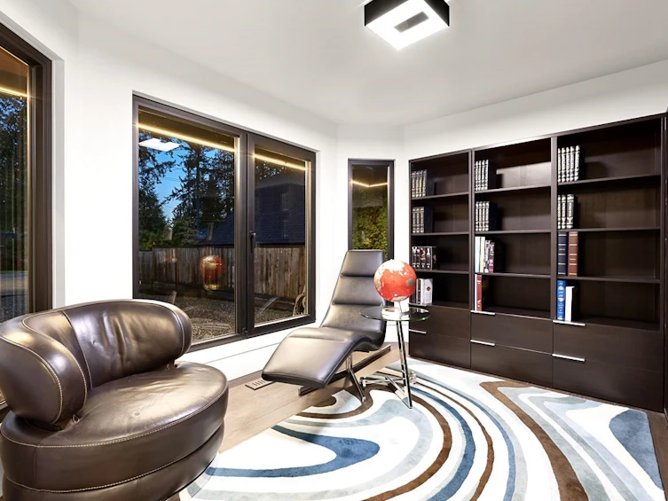 4577 Capilano Road, North Vancouver, BC, V7R 4K3 - 7