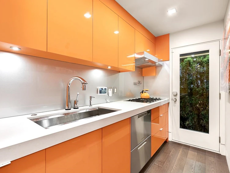 4577 Capilano Road, North Vancouver, BC, V7R 4K3 - 14