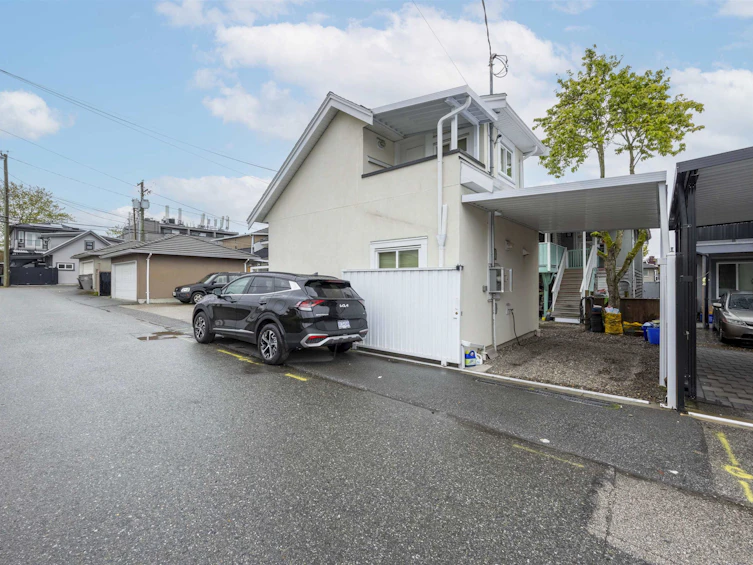 6571 Knight Street, Vancouver, BC, V5P 2W1 - 2