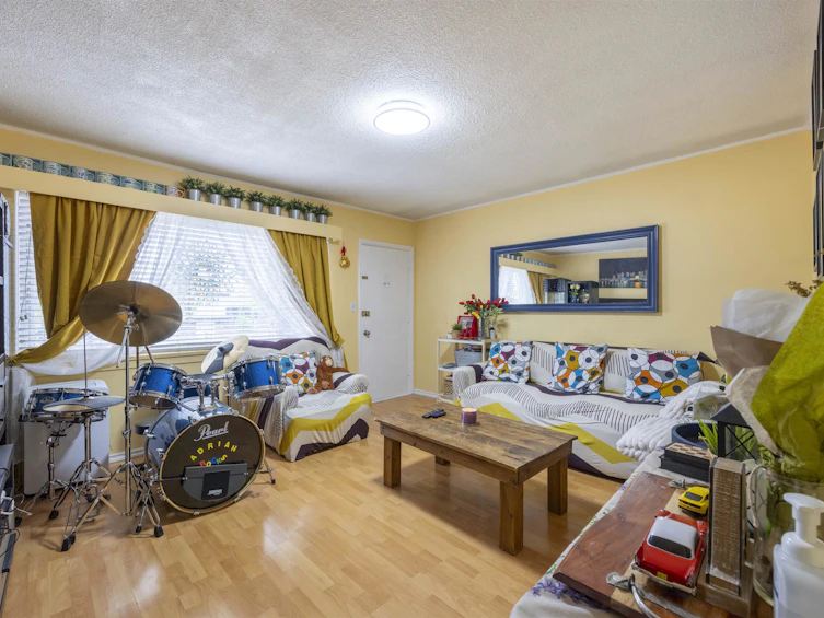 6571 Knight Street, Vancouver, BC, V5P 2W1 - 3