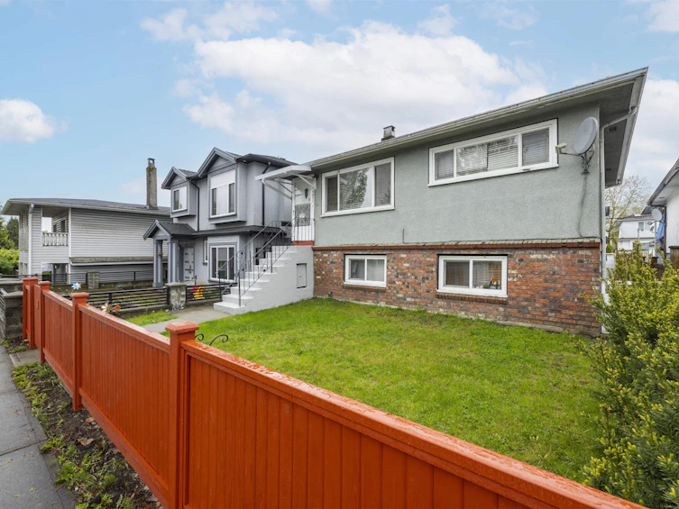 6571 Knight Street, Vancouver, BC, V5P 2W1 - 18