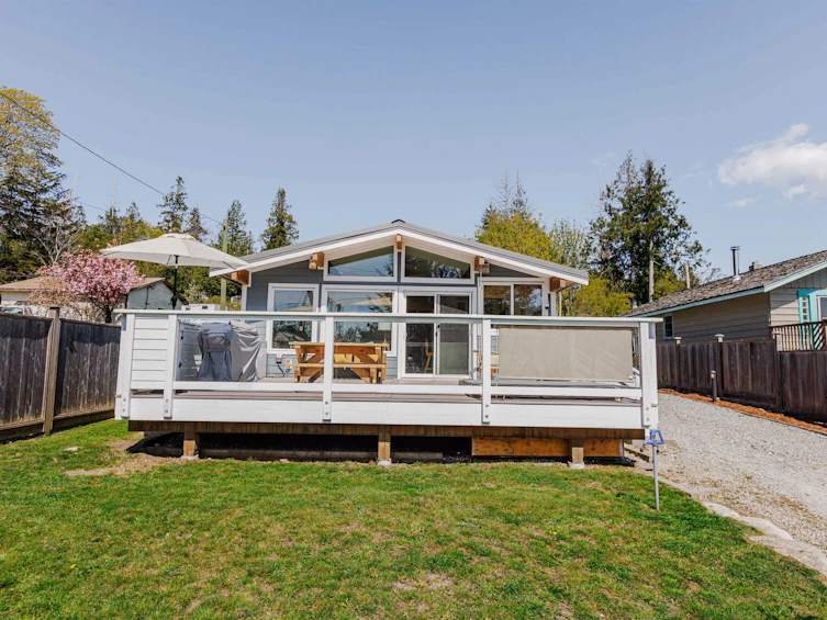 6244 Sunshine Coast Highway, Sechelt, BC, V7Z 0M1 - 2