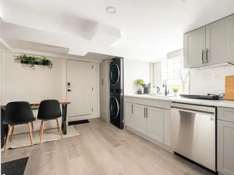1533 Maple Street, Vancouver, BC, V6J 3S2 - 19