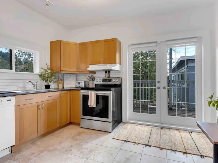 1549 Maple Street, Vancouver, BC, V6J 3S2 - 6