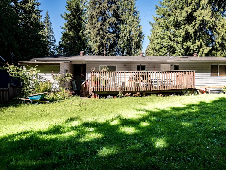 2647 Manatee Road, Roberts Creek, BC, V0N 2W4 - 8
