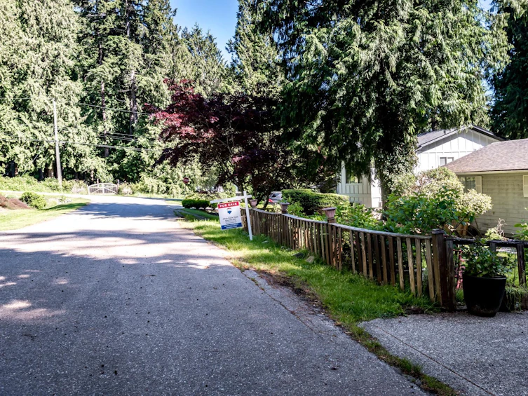 2647 Manatee Road, Roberts Creek, BC, V0N 2W4 - 15